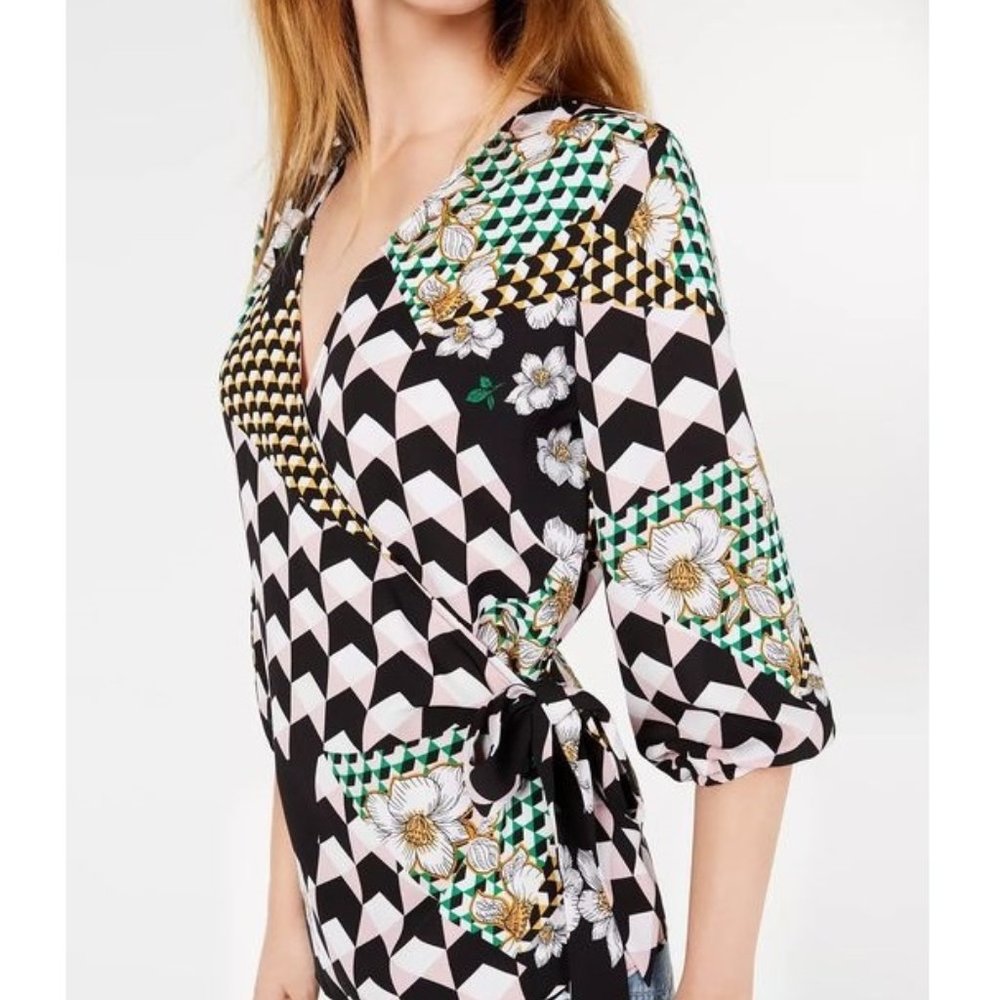 BAR III Mixed-Print Wrap Top Size S - Picture 2 of 3